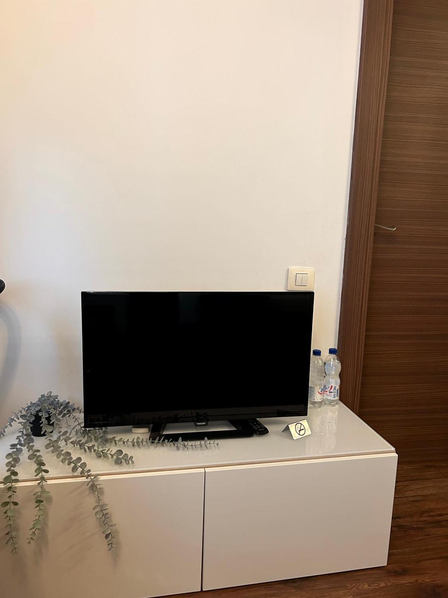 Cozy Apartment With Self Check-In Near Promenada Mall And Verdi Park ブカレスト エクステリア 写真