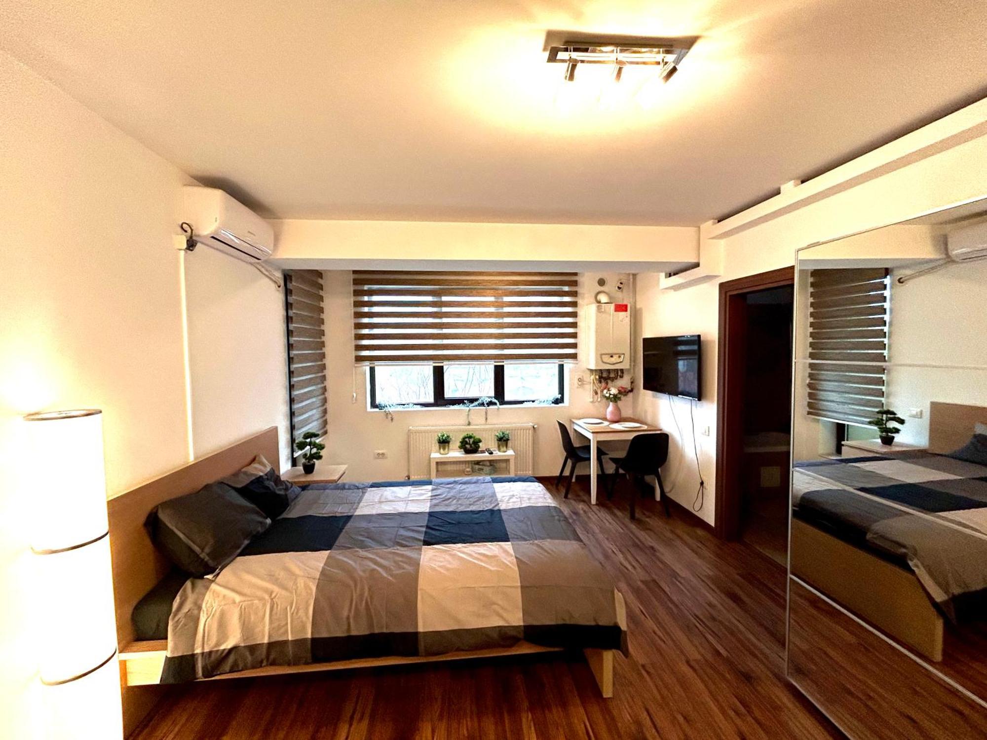 Cozy Apartment With Self Check-In Near Promenada Mall And Verdi Park ブカレスト エクステリア 写真