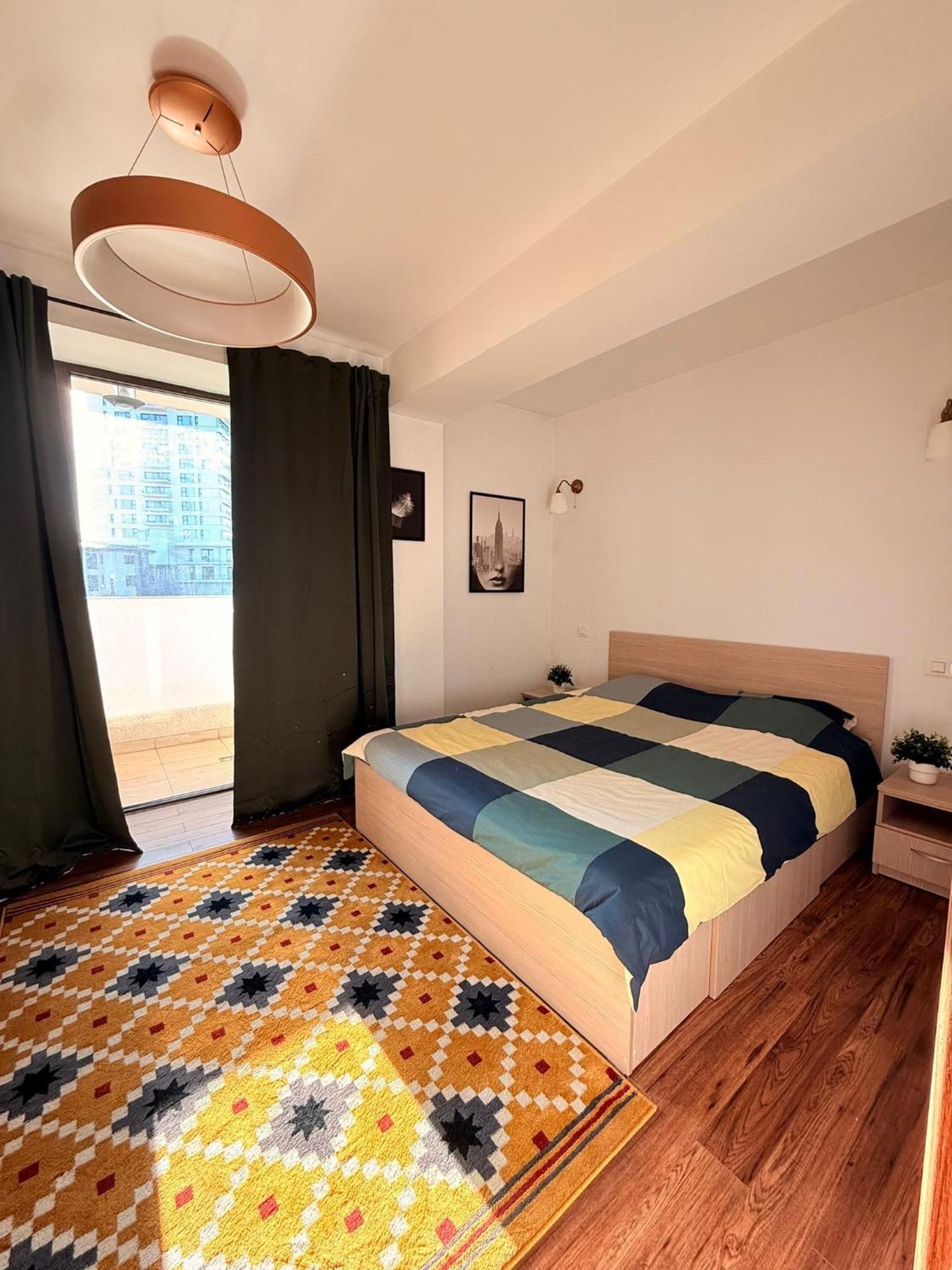 Cozy Apartment With Self Check-In Near Promenada Mall And Verdi Park ブカレスト エクステリア 写真